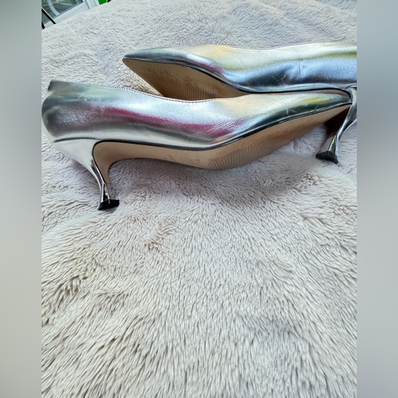 Nine West Womens Andes Silver Faux Leather Kitten Heel Pumps Shoes size 7 - Picture 8 of 8